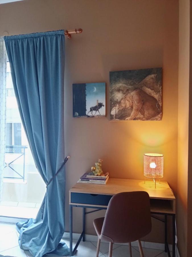 Central Artistic 2-Bedroom Apartment 79Sqm Tripoli Ngoại thất bức ảnh